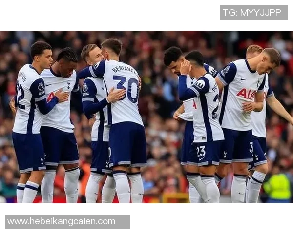 欧联杯激战回顾尤文图斯与波尔图1比1平局战术解析与精彩瞬间回顾