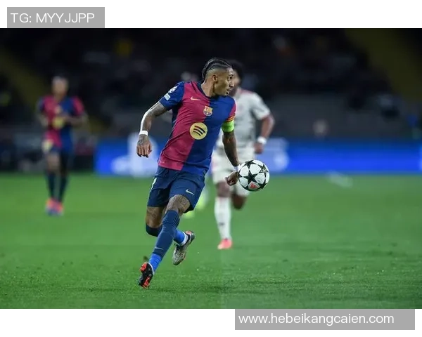 欧冠激战:那不勒斯逆转巴萨6-2全场沸腾数据解析精彩纷呈